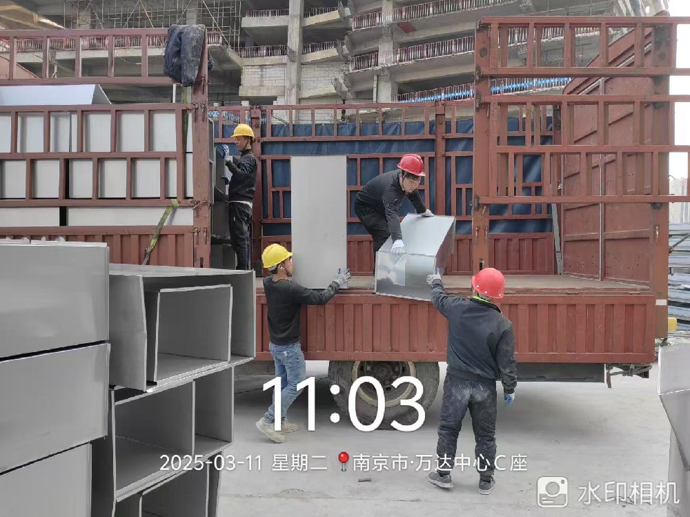 万达中心304不锈钢满焊施工